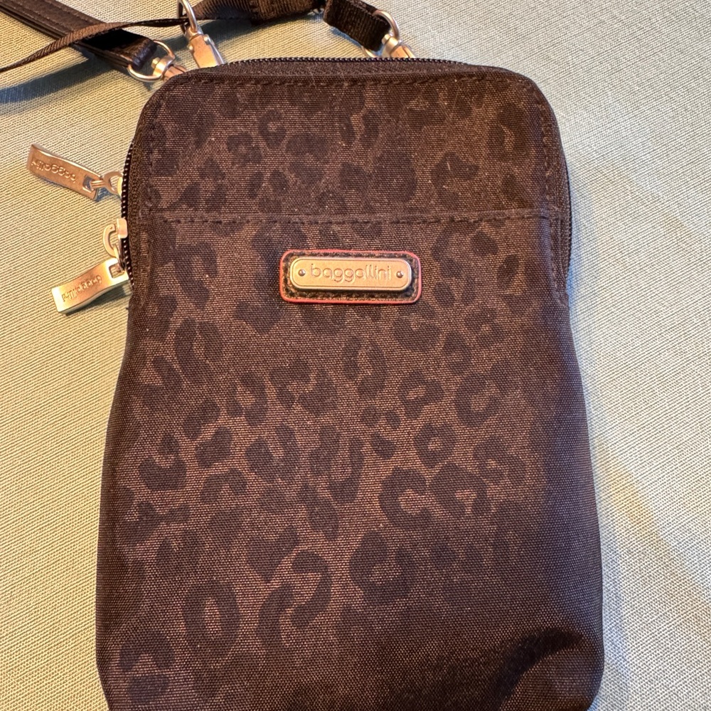 Baggallini Dark Leopard Crossbody Bag